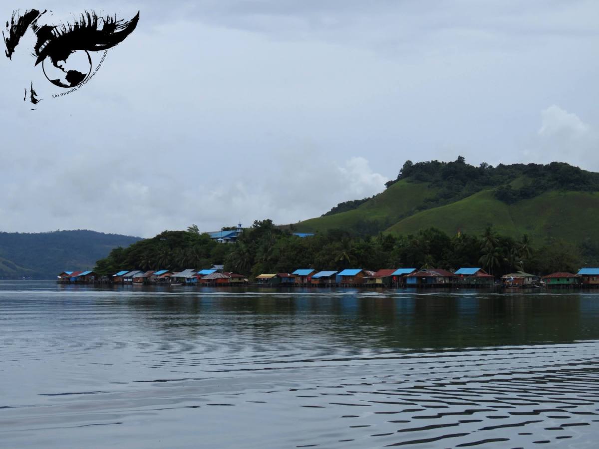 Jayapura y Danau&nbsp;Sentani
